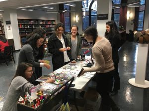 Buttonmaking with students at Art Library image